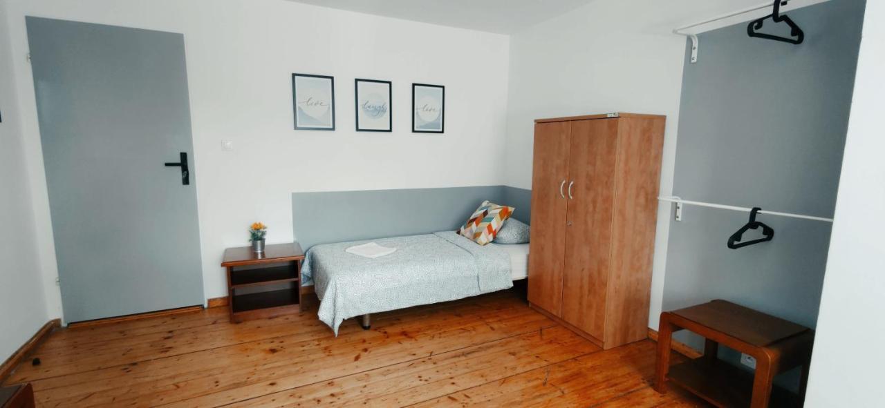 Tanie Spanie Na Naramowicach- Zameldowanie Bezobslugowe - Poznań Buitenkant foto