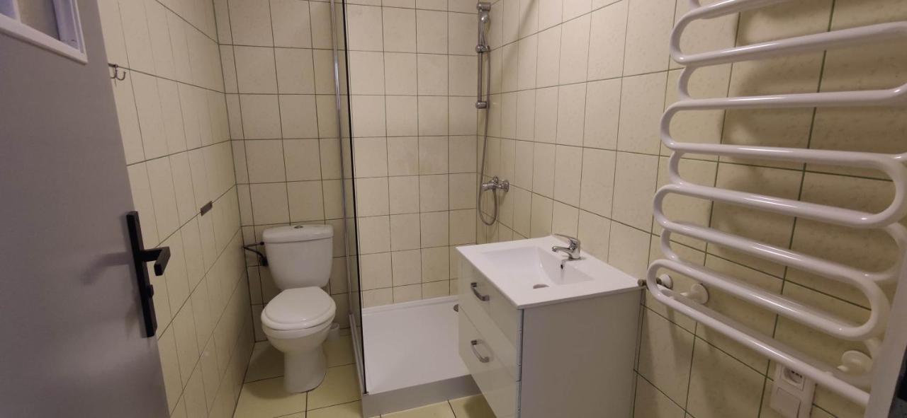 Tanie Spanie Na Naramowicach- Zameldowanie Bezobslugowe - Poznań Buitenkant foto