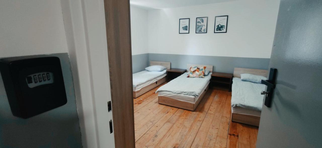 Tanie Spanie Na Naramowicach- Zameldowanie Bezobslugowe - Poznań Buitenkant foto