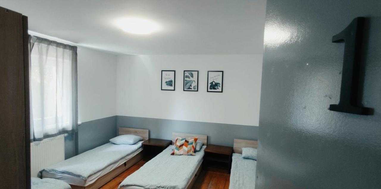 Tanie Spanie Na Naramowicach- Zameldowanie Bezobslugowe - Poznań Buitenkant foto